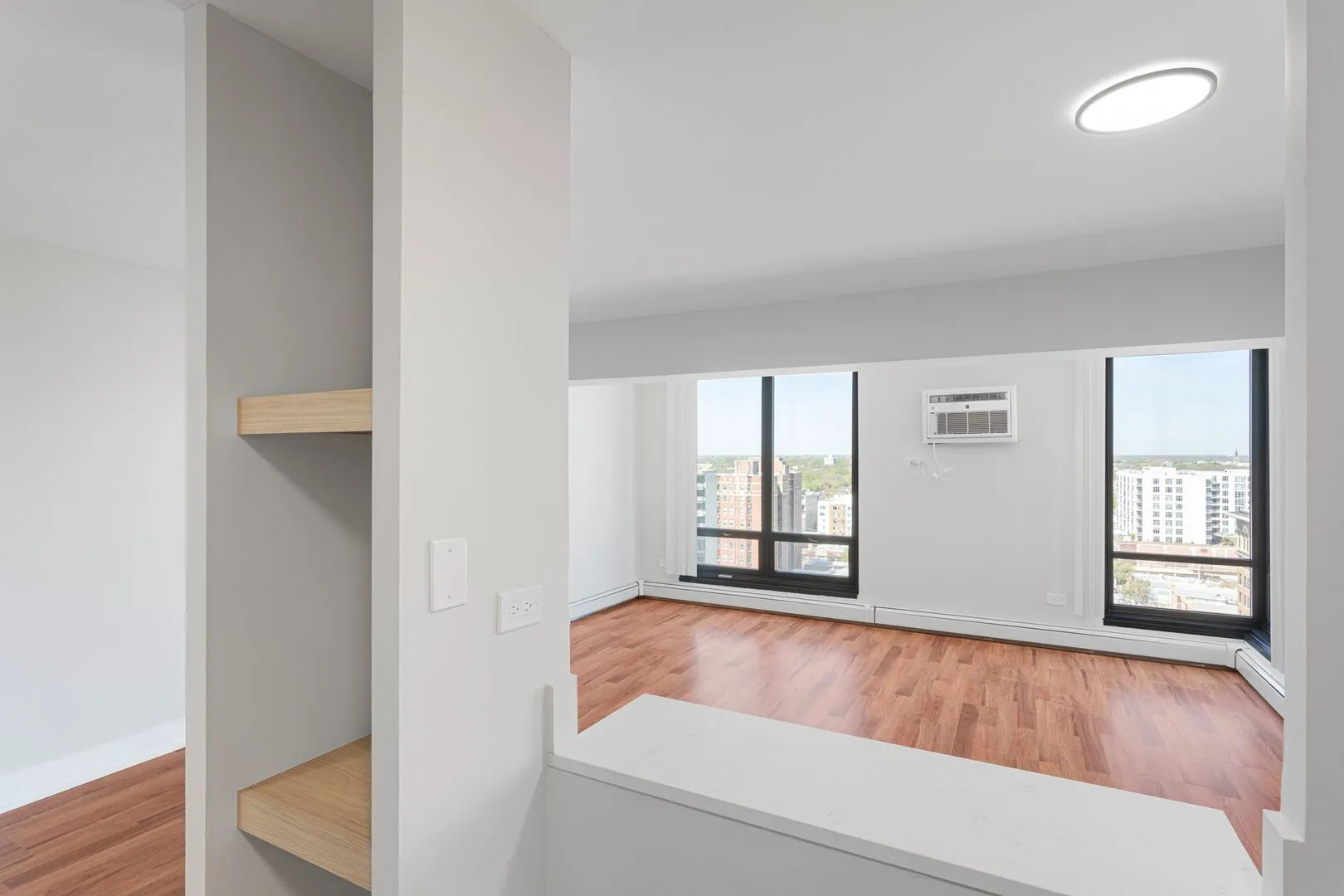 6166 N Sheridan Rd, , 60660, USA 60660-unit#16B-Chicago-IL