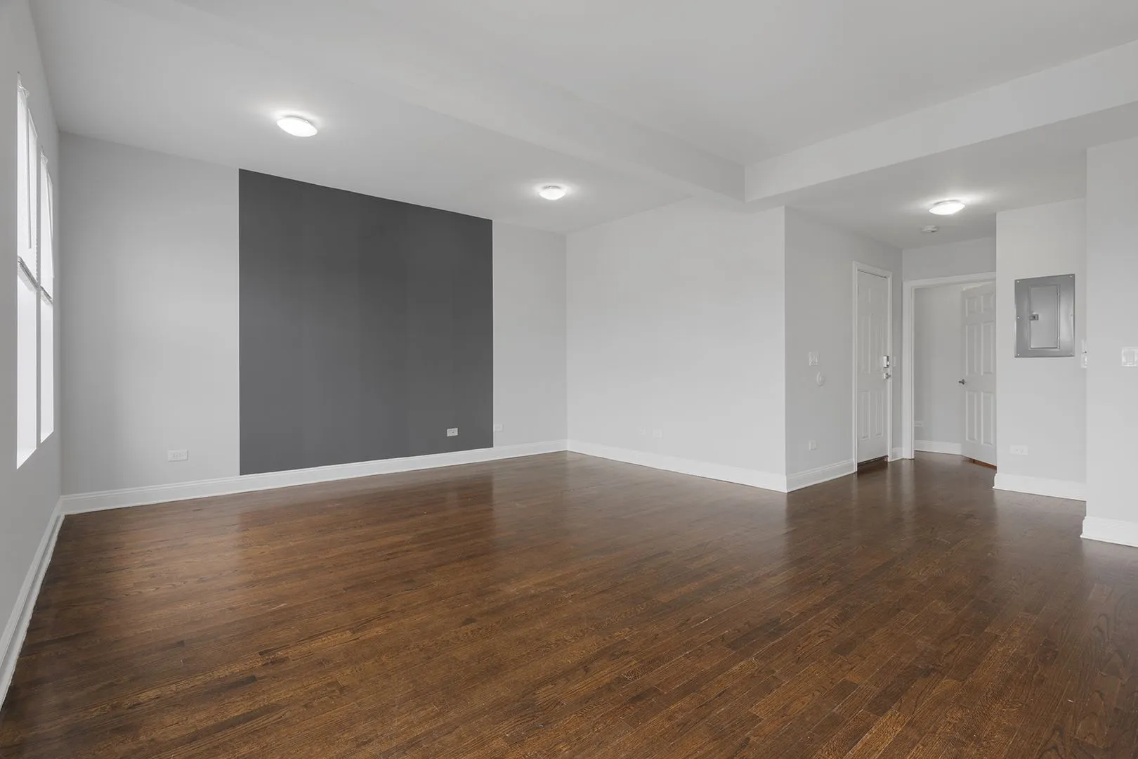 7528 N Seeley Ave, ,  60645, USA 60645-unit#305-Chicago-IL