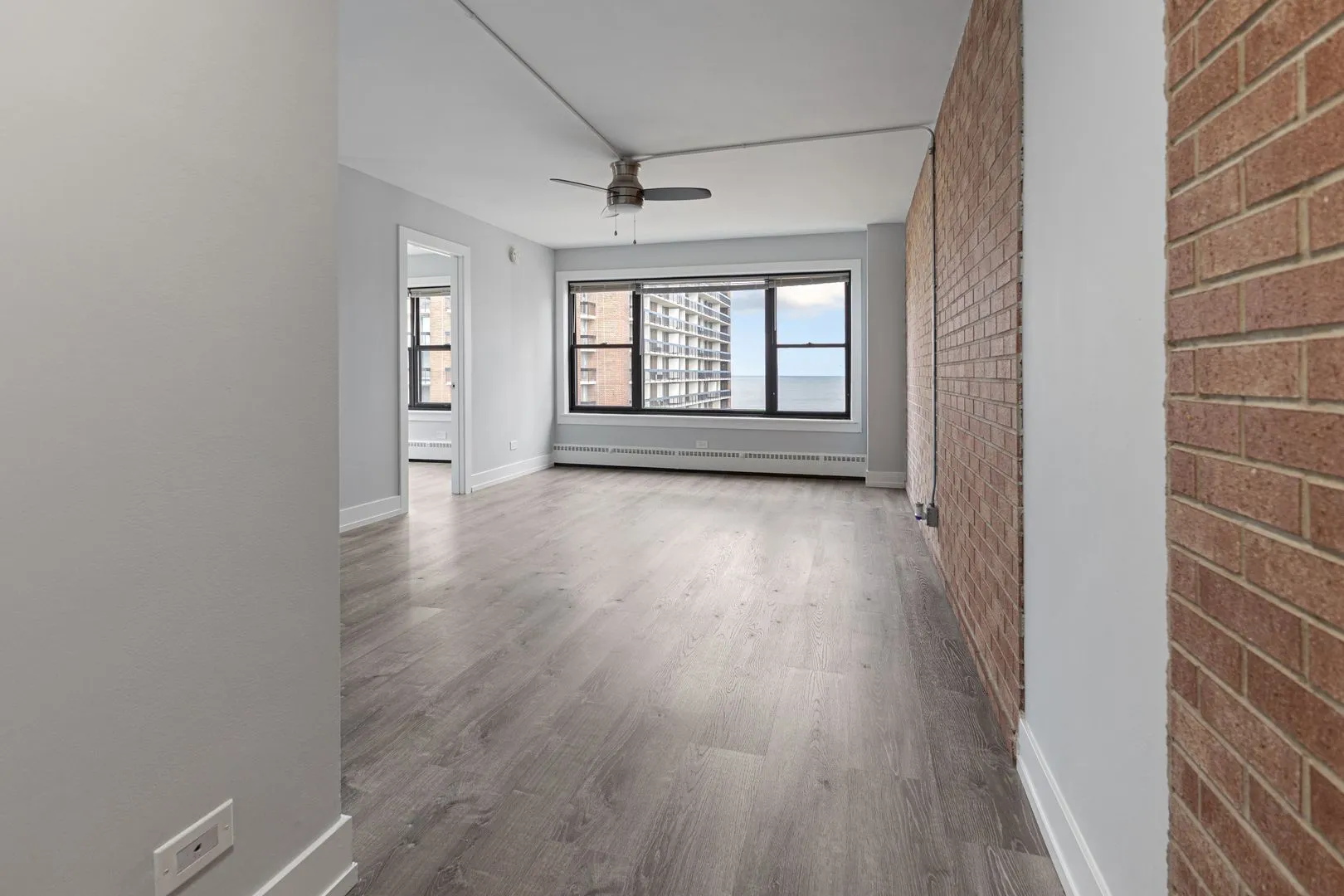 5858 N Sheridan Rd, ,  60660, USA 60660-unit#901-Chicago-IL