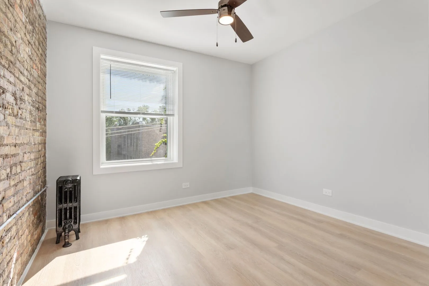 7383 N Damen Ave, , 60645, USA 60645-unit#1E-Chicago-IL