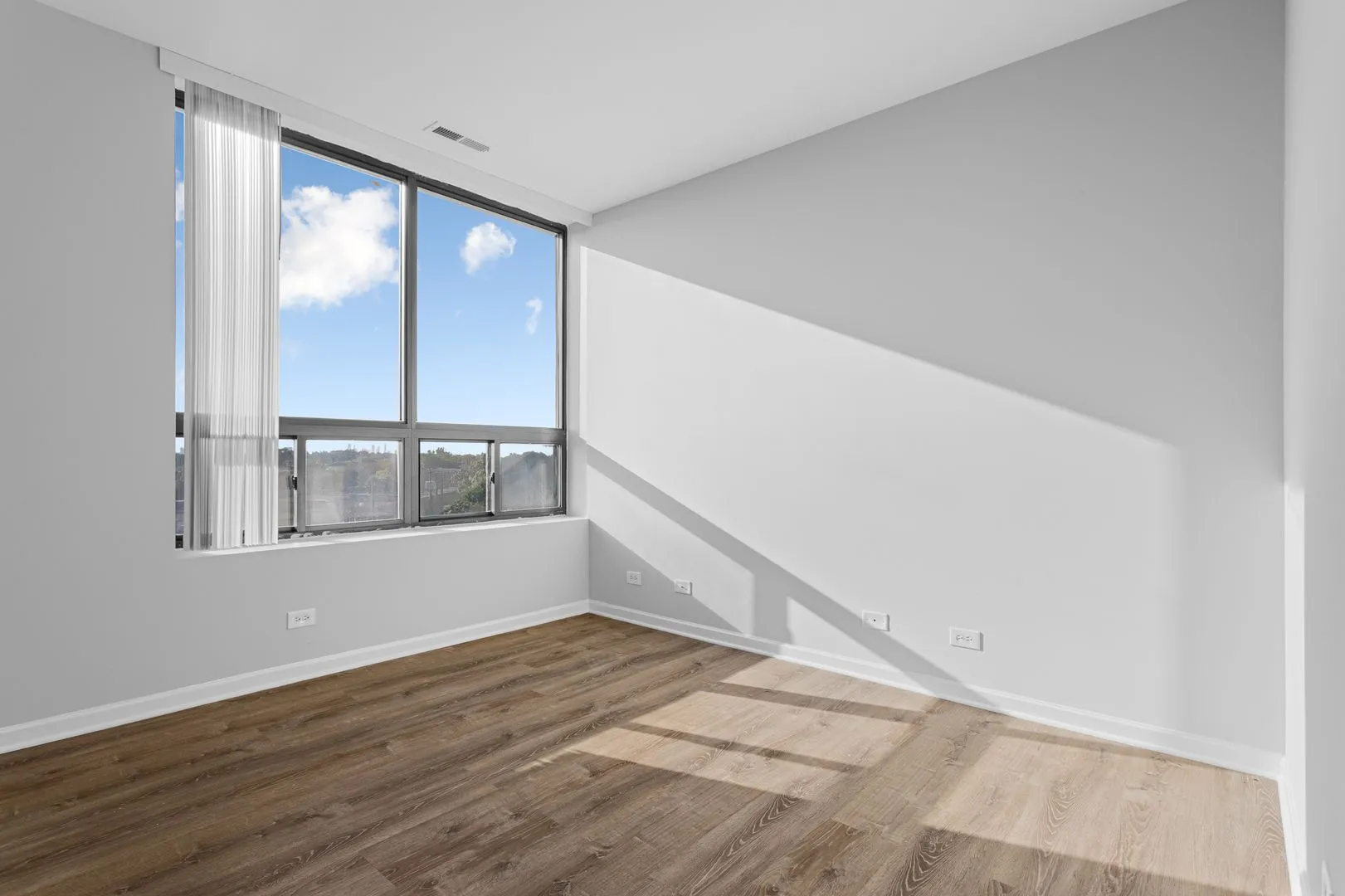 2451 W Howard St, ,  60645, USA 60645-unit#404-Chicago-IL