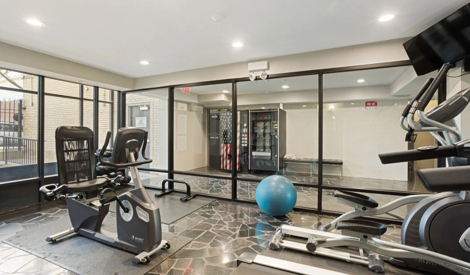 7616 N Marshfield Ave, ,  60626, USA 60626-unit#308-Chicago-IL