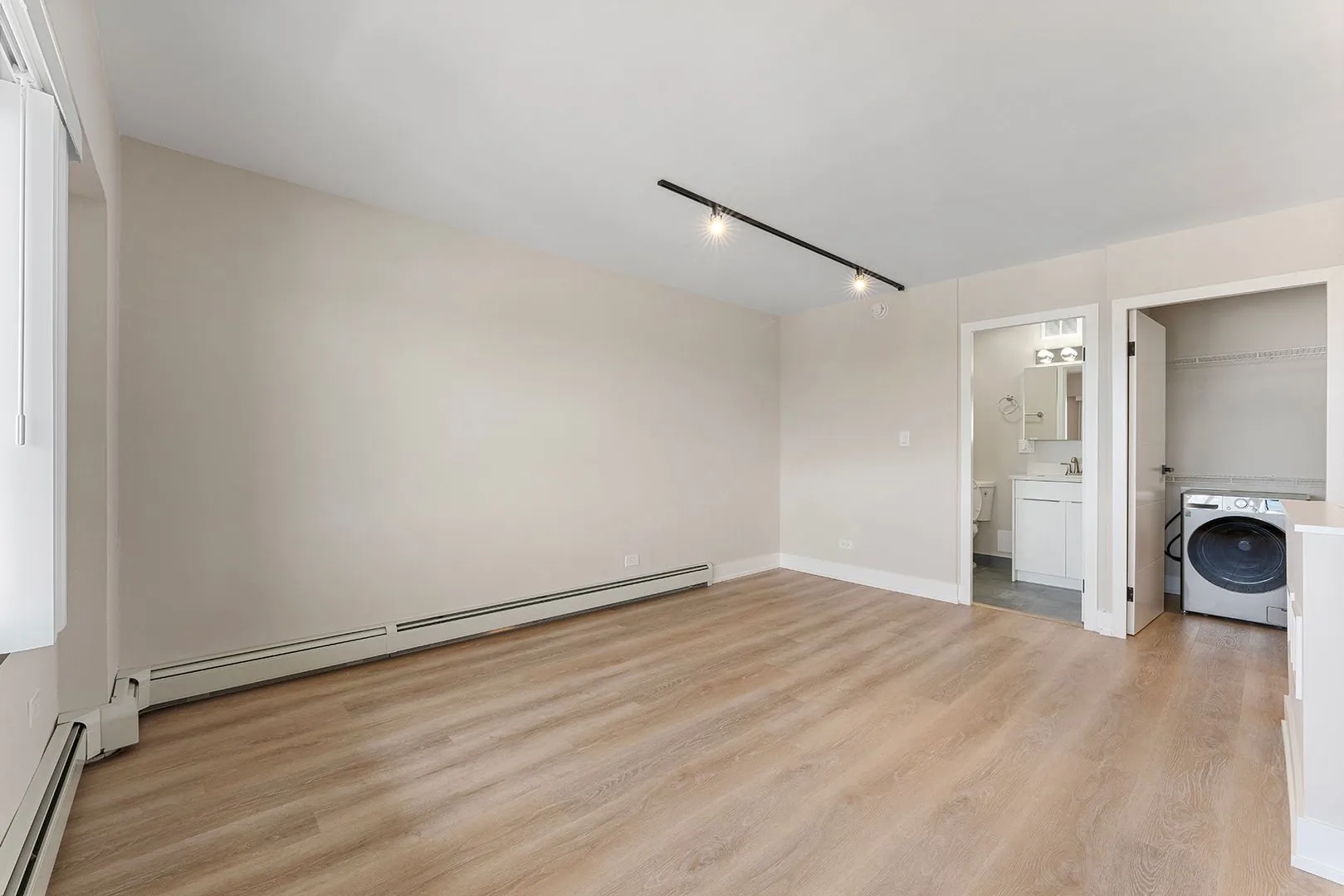 6166 N Sheridan Rd, ,  60660, USA 60660-unit#2A-Chicago-IL
