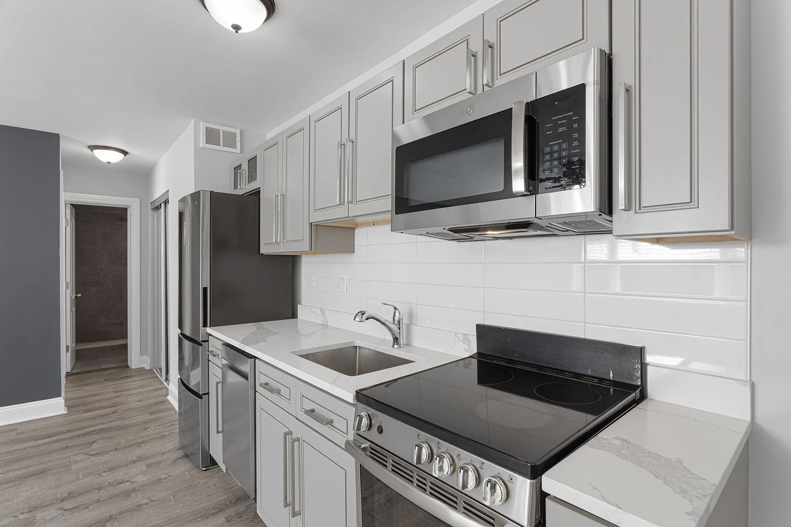 7710 N Sheridan Rd, , 60626, USA 60626-unit#207-Chicago-IL