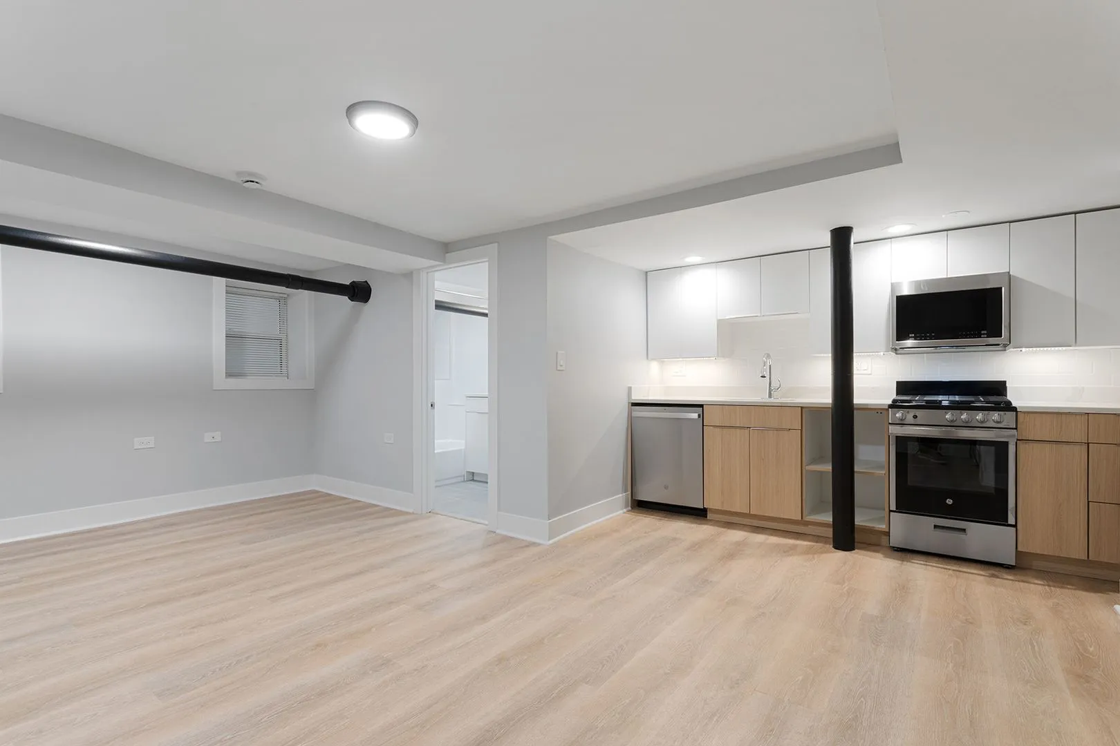 7600 N Sheridan Rd, , 60626, USA 60626-unit#B2N-Chicago-IL