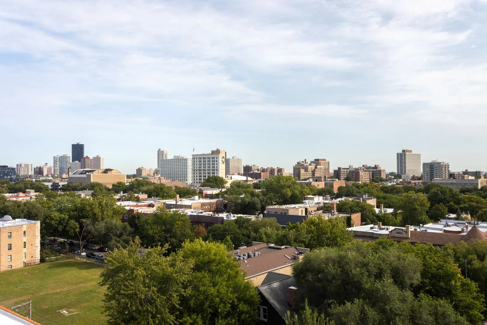 1325 W Wilson Ave, ,  60640, USA 60640-unit#907-Chicago-IL