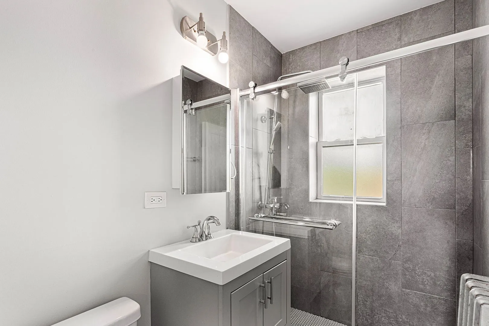 1521 W Sherwin Ave, ,  60626, USA 60626-unit#601-Chicago-IL