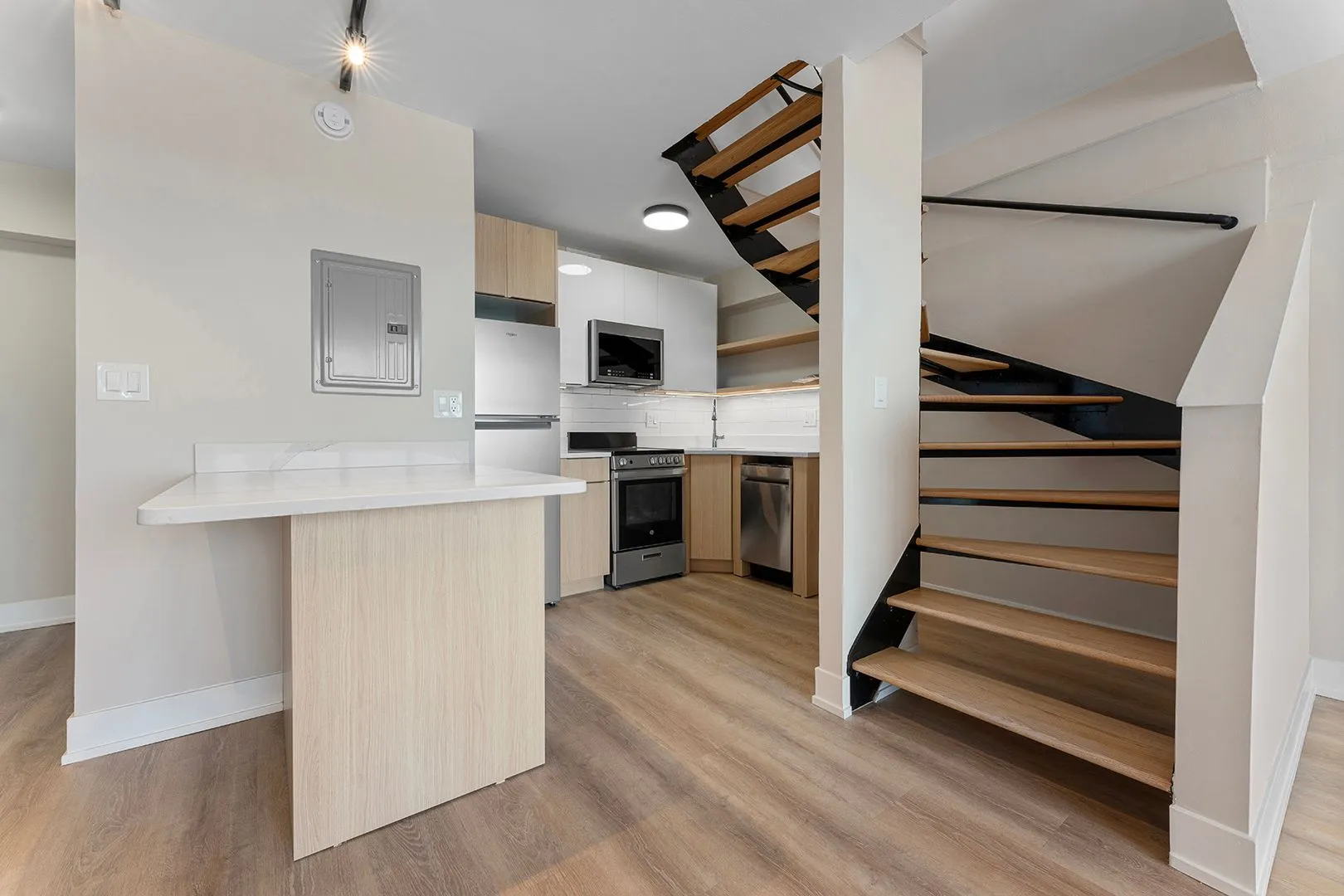 6166 N Sheridan Rd, ,  60660, USA 60660-unit#16A-Chicago-IL