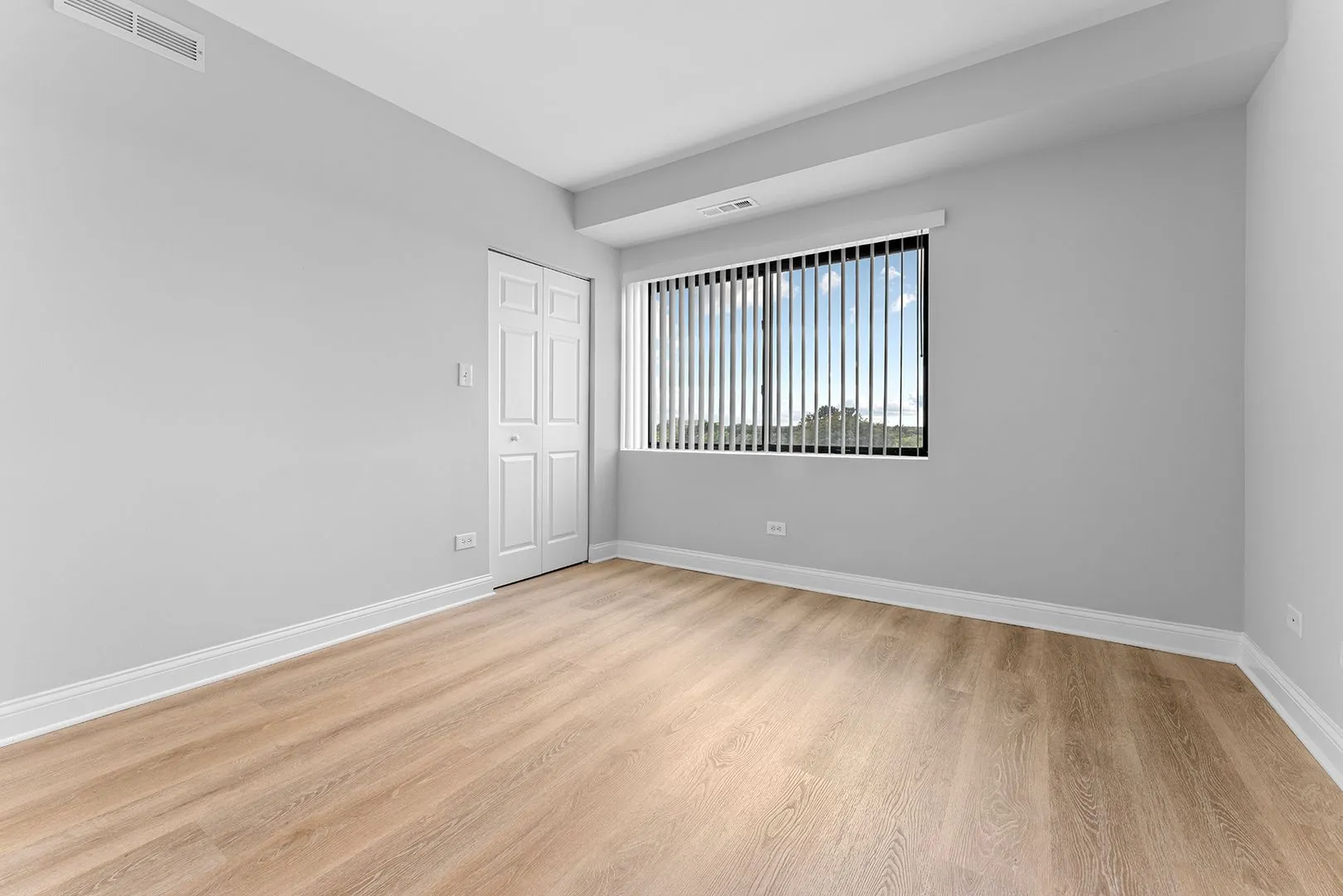 2451 W Howard St, ,  60645, USA 60645-unit#509-Chicago-IL