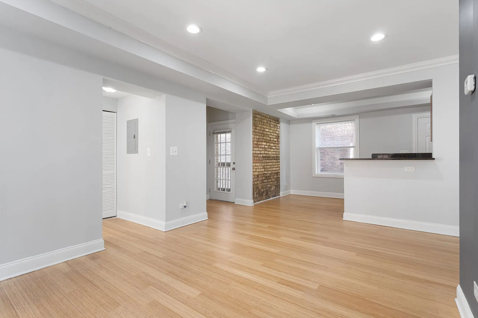 7730 N Ashland Ave, ,  60626, USA 60626-unit#C1-Chicago-IL