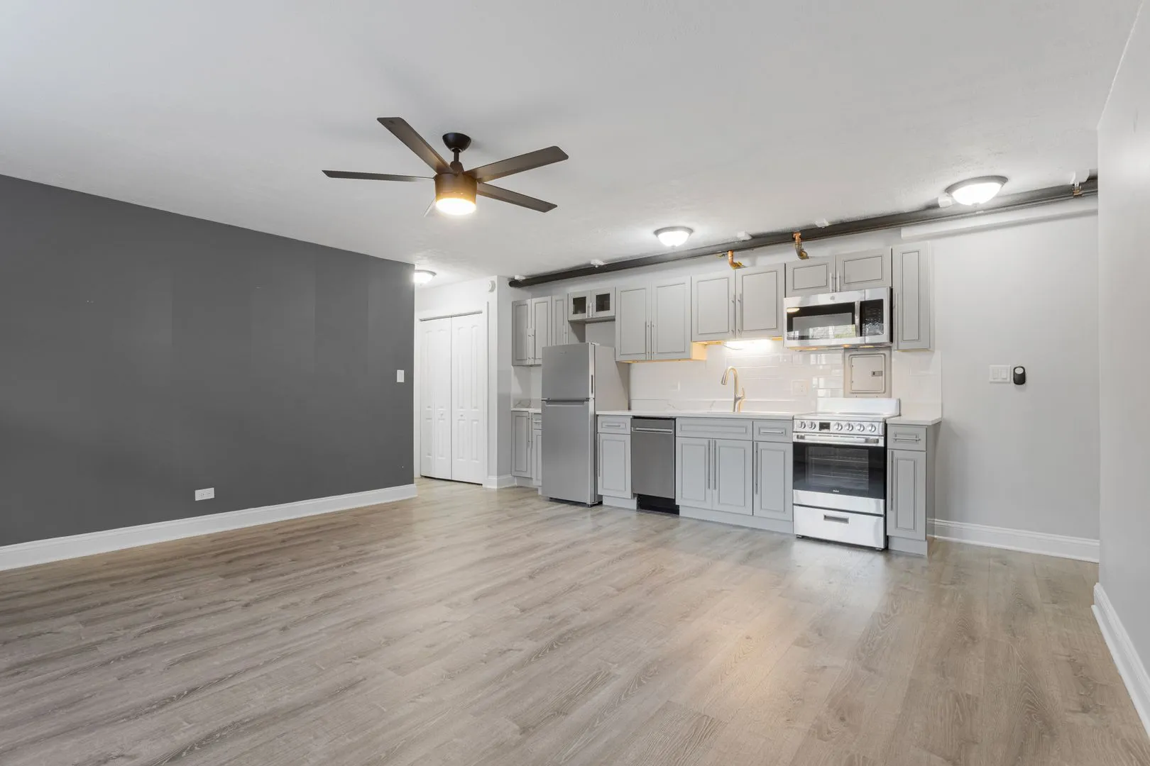 7710 N Sheridan Rd, , 60626, USA 60626-unit#104-Chicago-IL