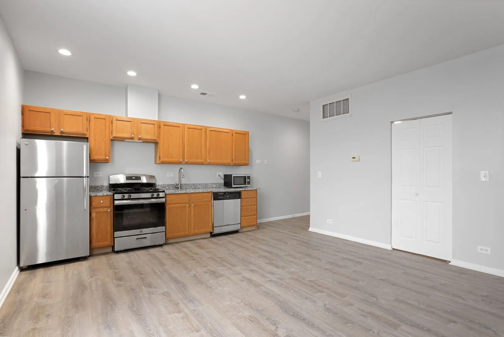 2451 W Howard St, ,  60645, USA 60645-unit#603-Chicago-IL