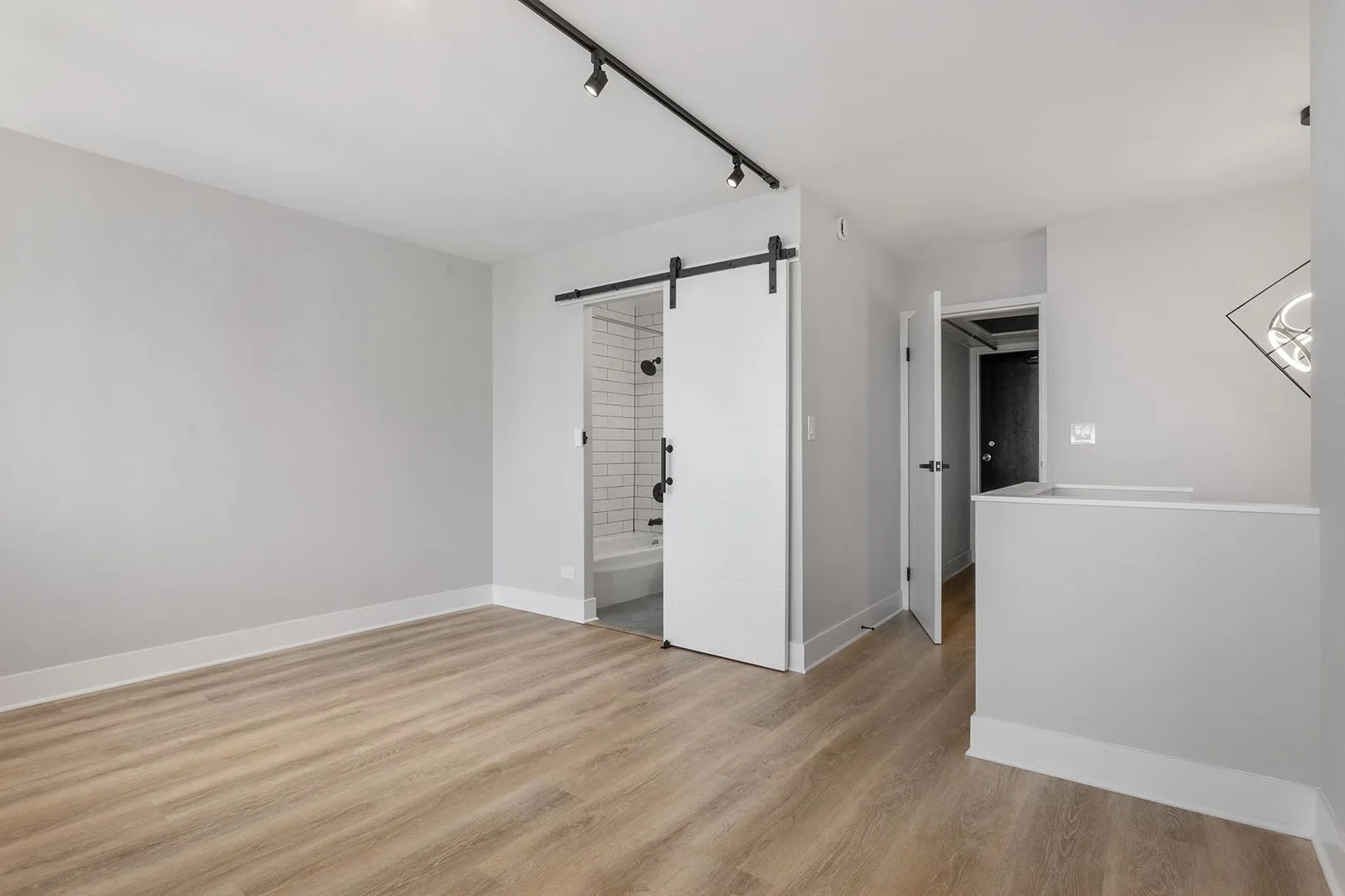 6166 N Sheridan Rd, ,  60660, USA 60660-unit#4J-Chicago-IL