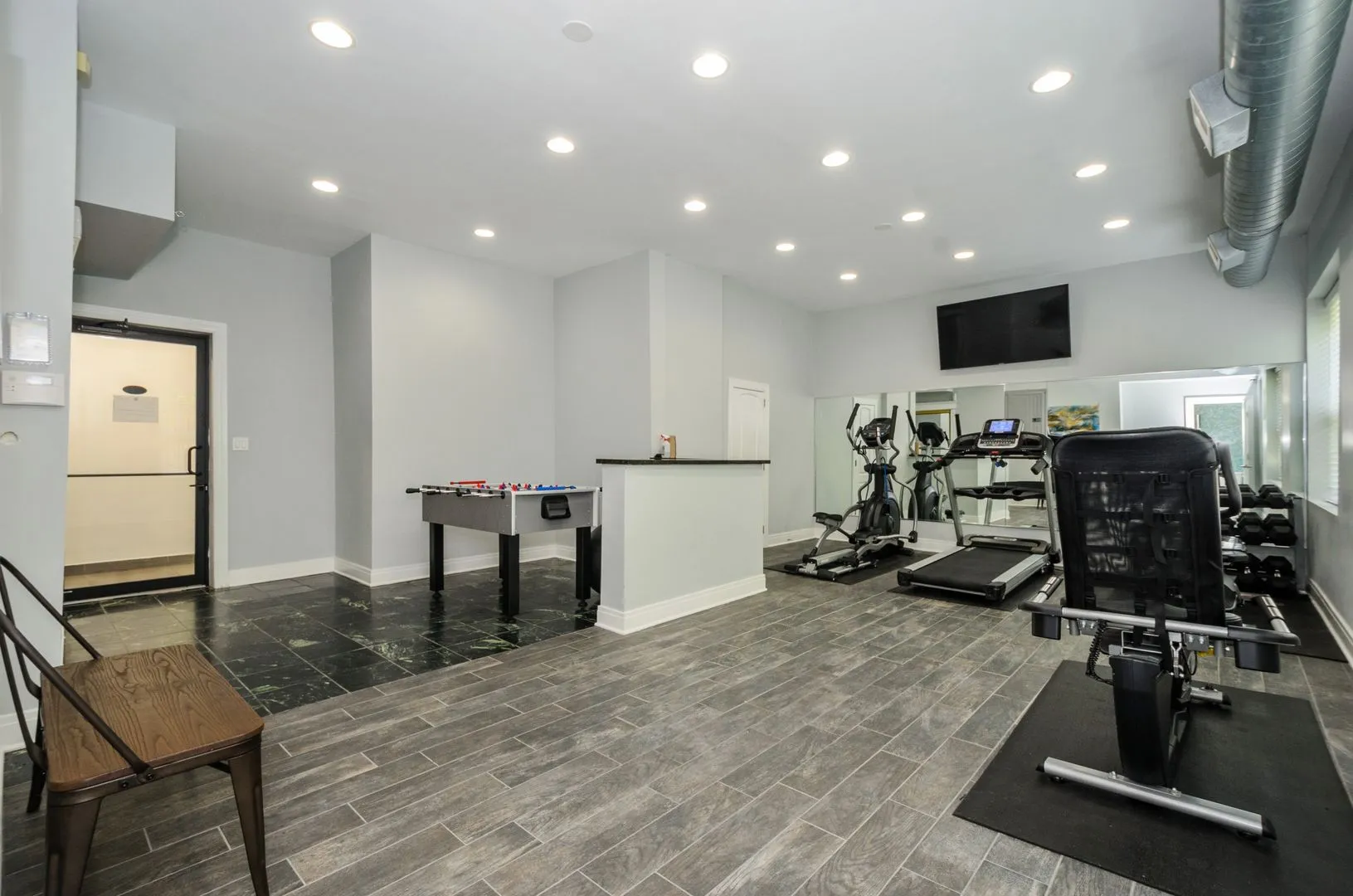 1608 W Sherwin Ave, ,  60626, USA 60626-unit#201-Chicago-IL