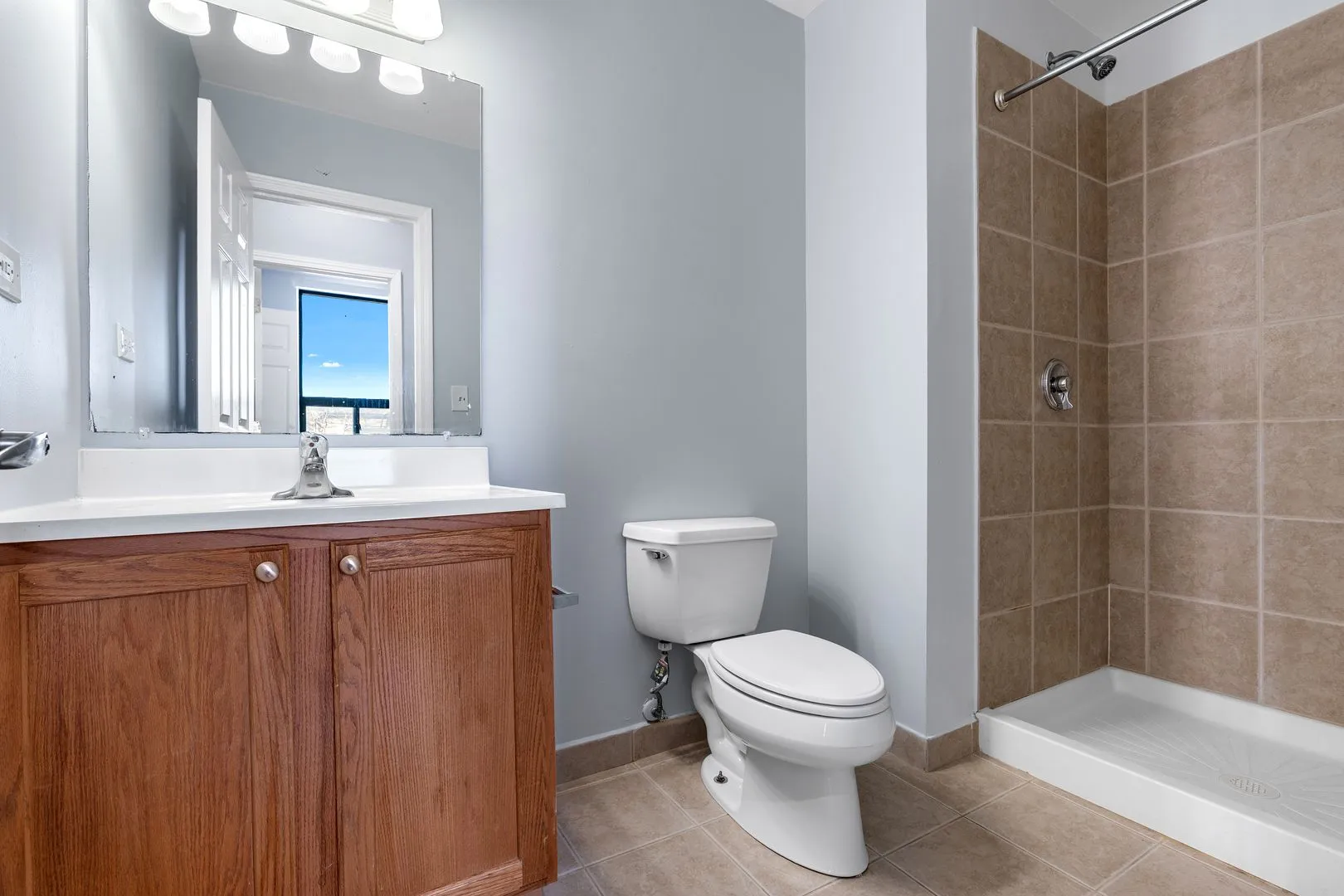 2451 W Howard St, ,  60645, USA 60645-unit#112-Chicago-IL