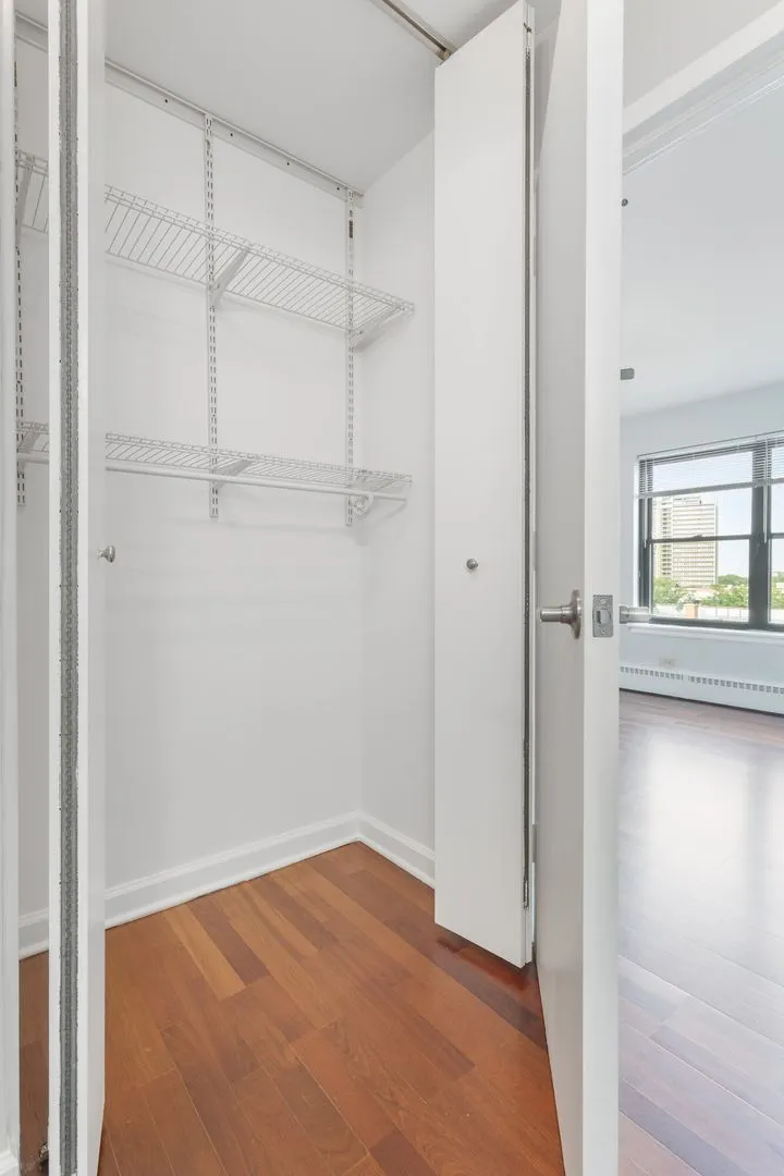 5858 N Sheridan Rd, ,  60660, USA 60660-unit#608-Chicago-IL