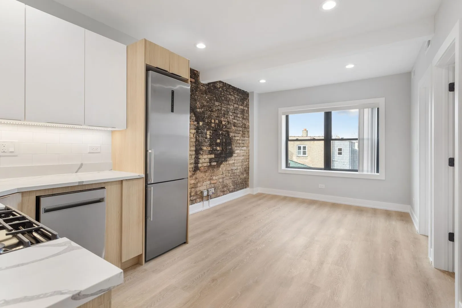 1554 W Juneway Terrace, ,  60626, USA 60626-unit#1R-Chicago-IL