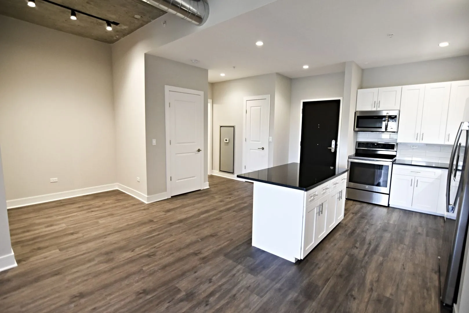 N Broadway, , , USA IL-unit#3833-210-Chicago-IL