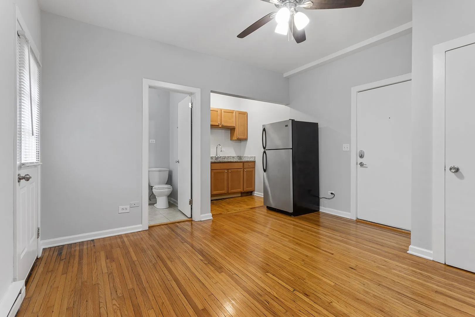 1456 W Fargo Ave, , 60626, USA 60626-unit#204-Chicago-IL