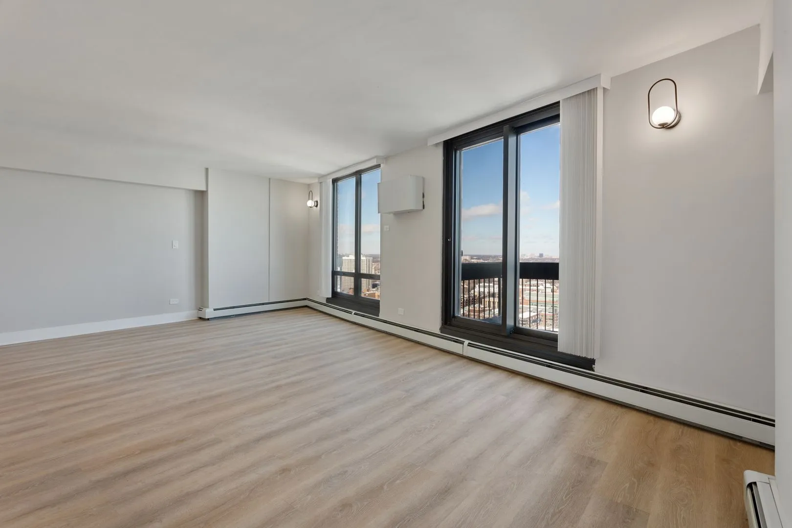 6166 N Sheridan Rd, , 60660, USA 60660-unit#28E-Chicago-IL