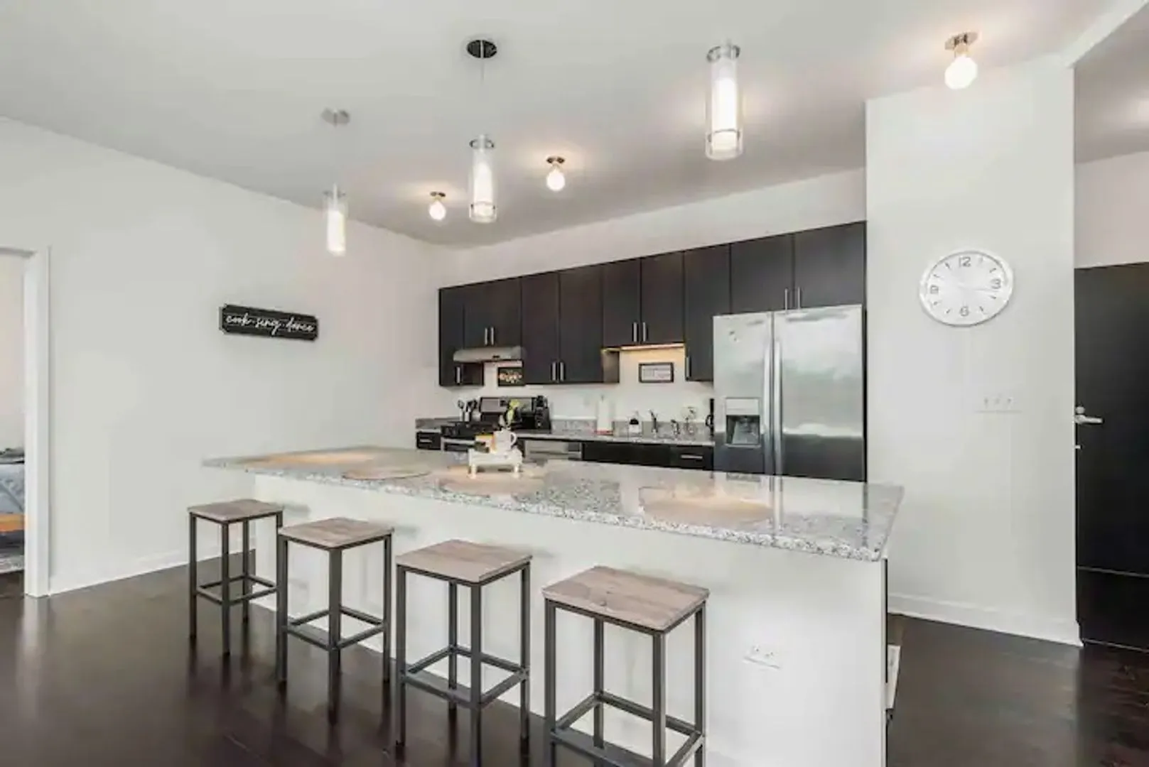 6355 N Wayne Ave, , 60660, USA 60660-unit#31-Chicago-IL