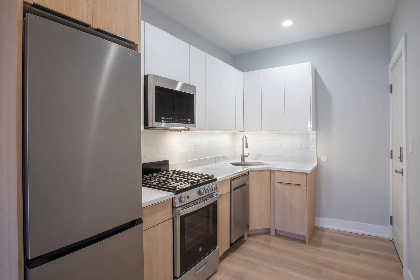 1655 W Jonquil Terrace, ,  60626, USA 60626-unit#32-Chicago-IL