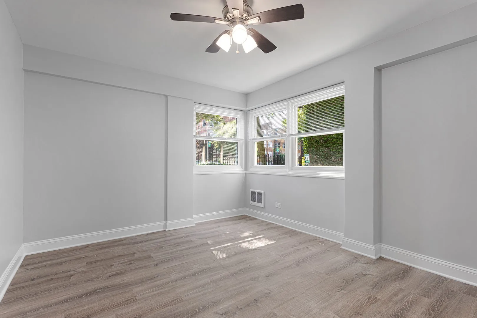 7710 N Sheridan Rd, , 60626, USA 60626-unit#101-Chicago-IL