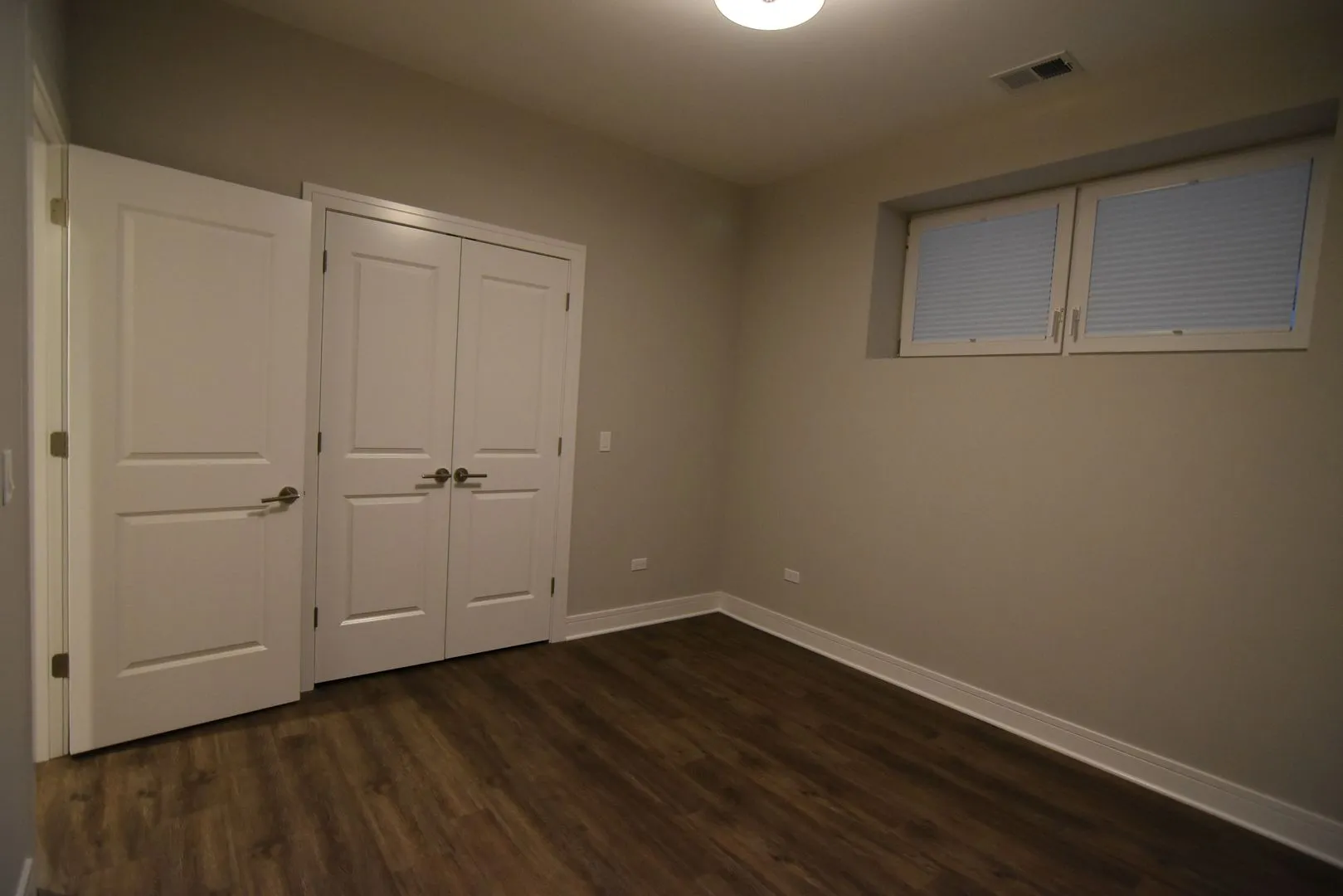 927 W Irving Park Rd, ,  60613, USA 60613-unit#927-101-Chicago-IL