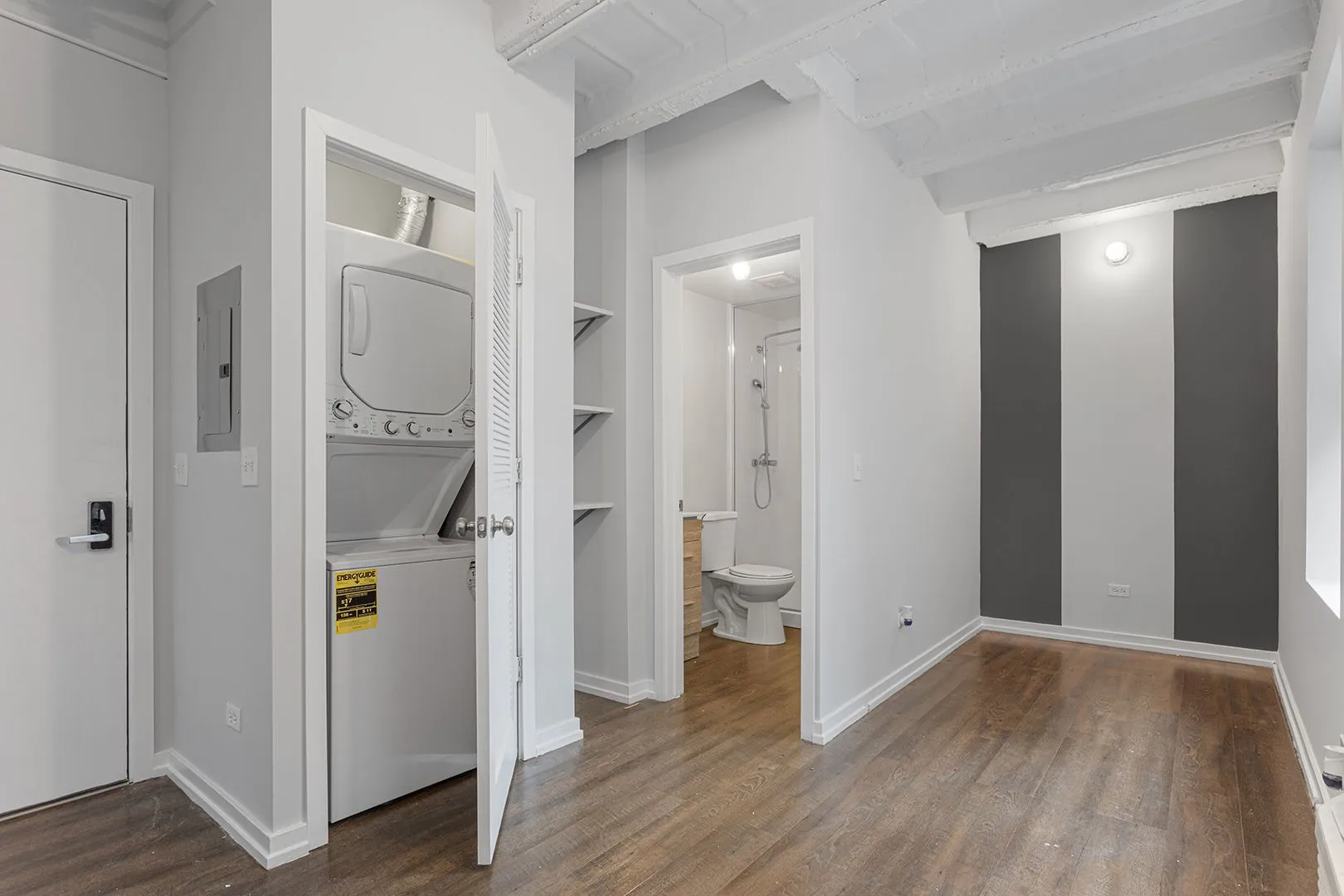 5718 N Winthrop Ave, ,  60660, USA 60660-unit#411-Chicago-IL