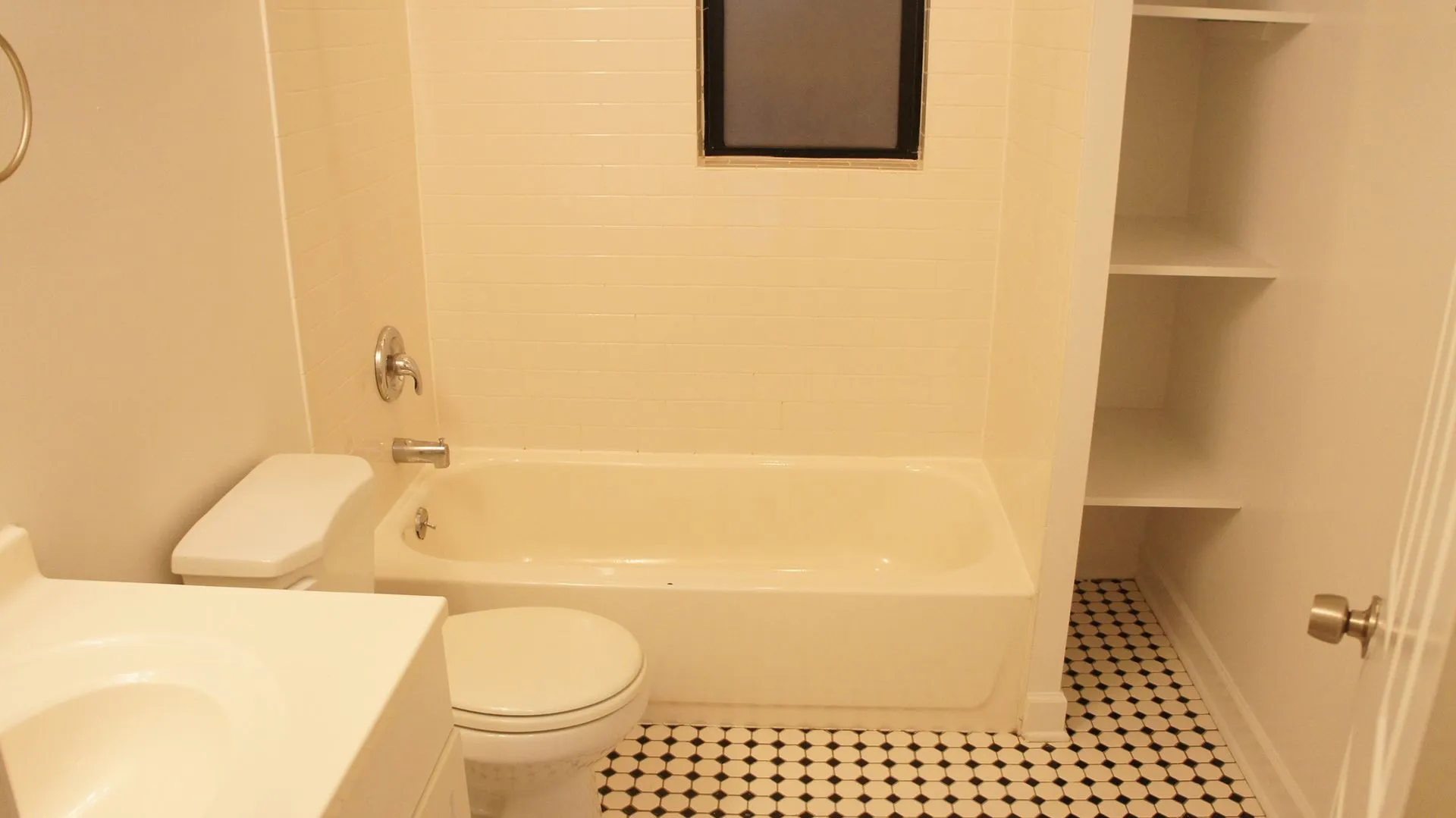 2134 W Concord Pl, , 60647, USA 60647-unit#1R-Chicago-IL