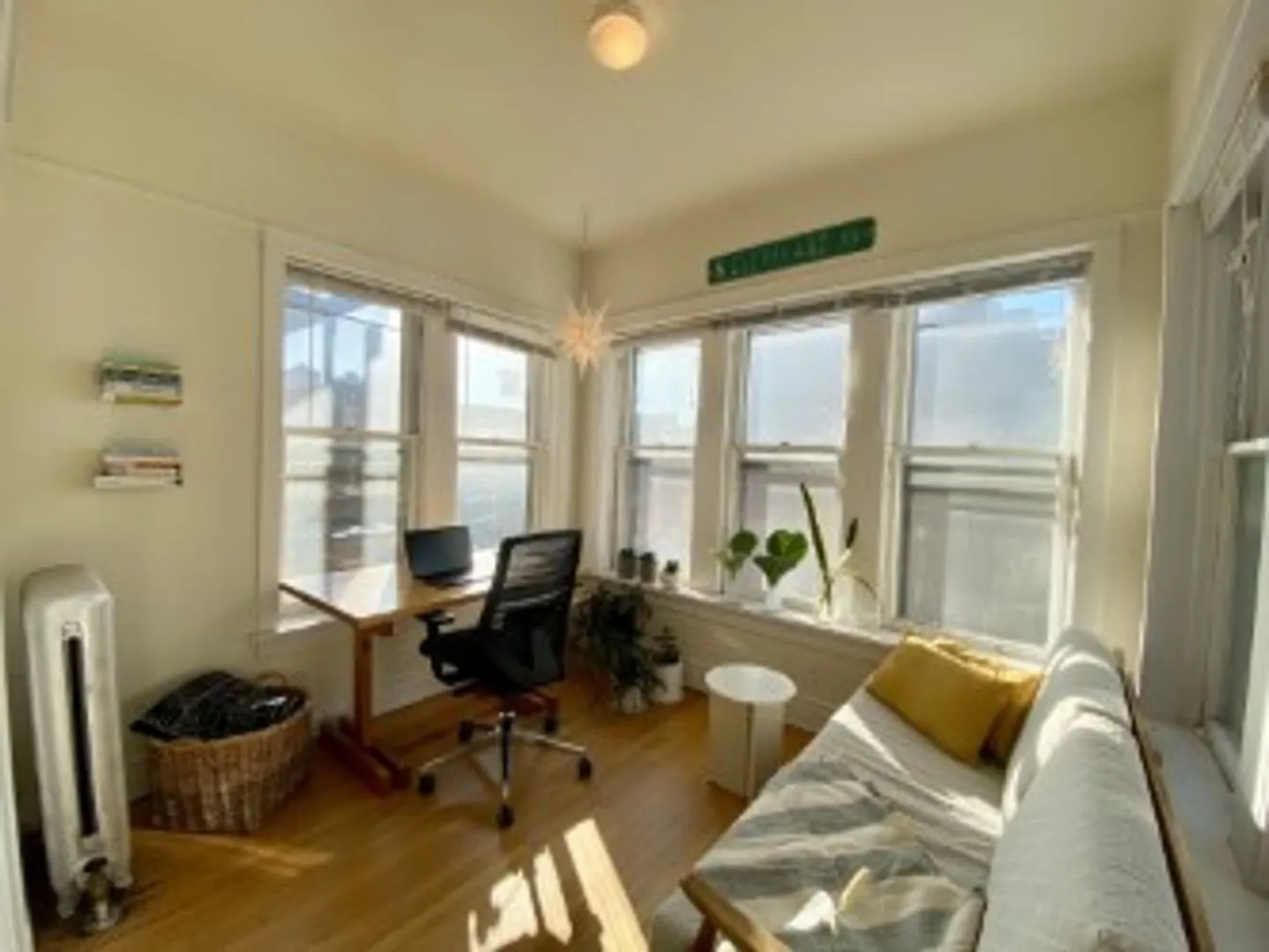 831 W Wolfram St, ,  60657, USA 60657-unit#2R-Chicago-IL