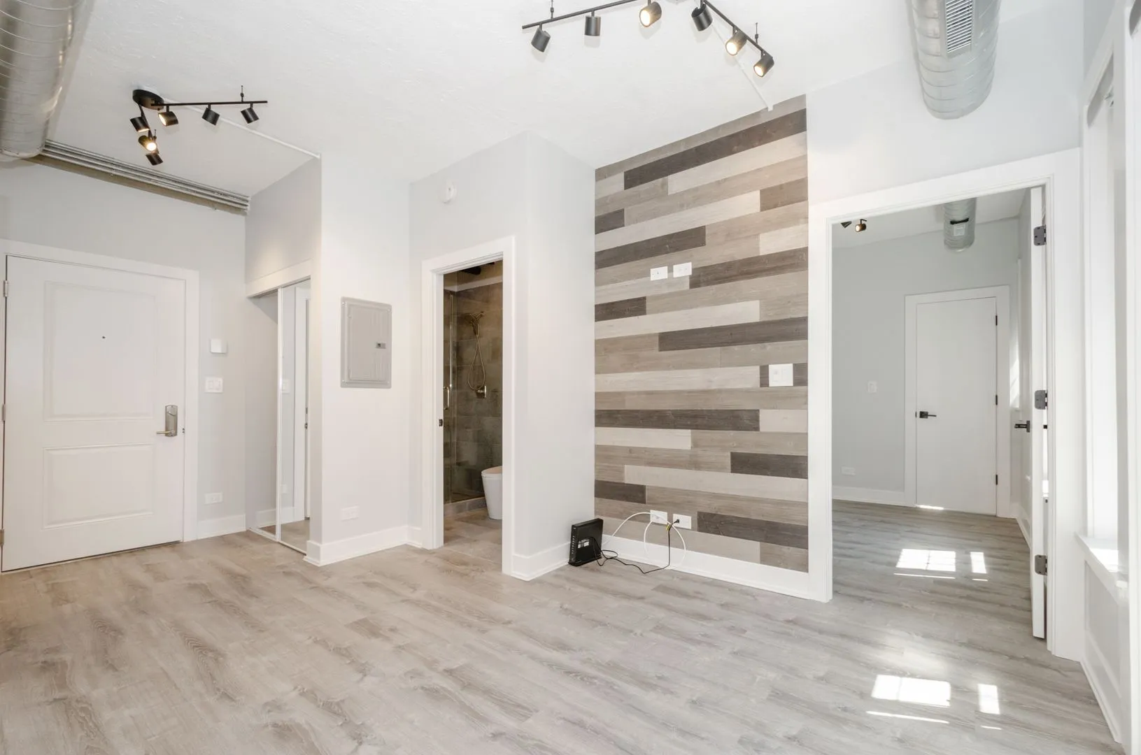 7645 N Sheridan Rd, ,  60626, USA 60626-unit#209-Chicago-IL