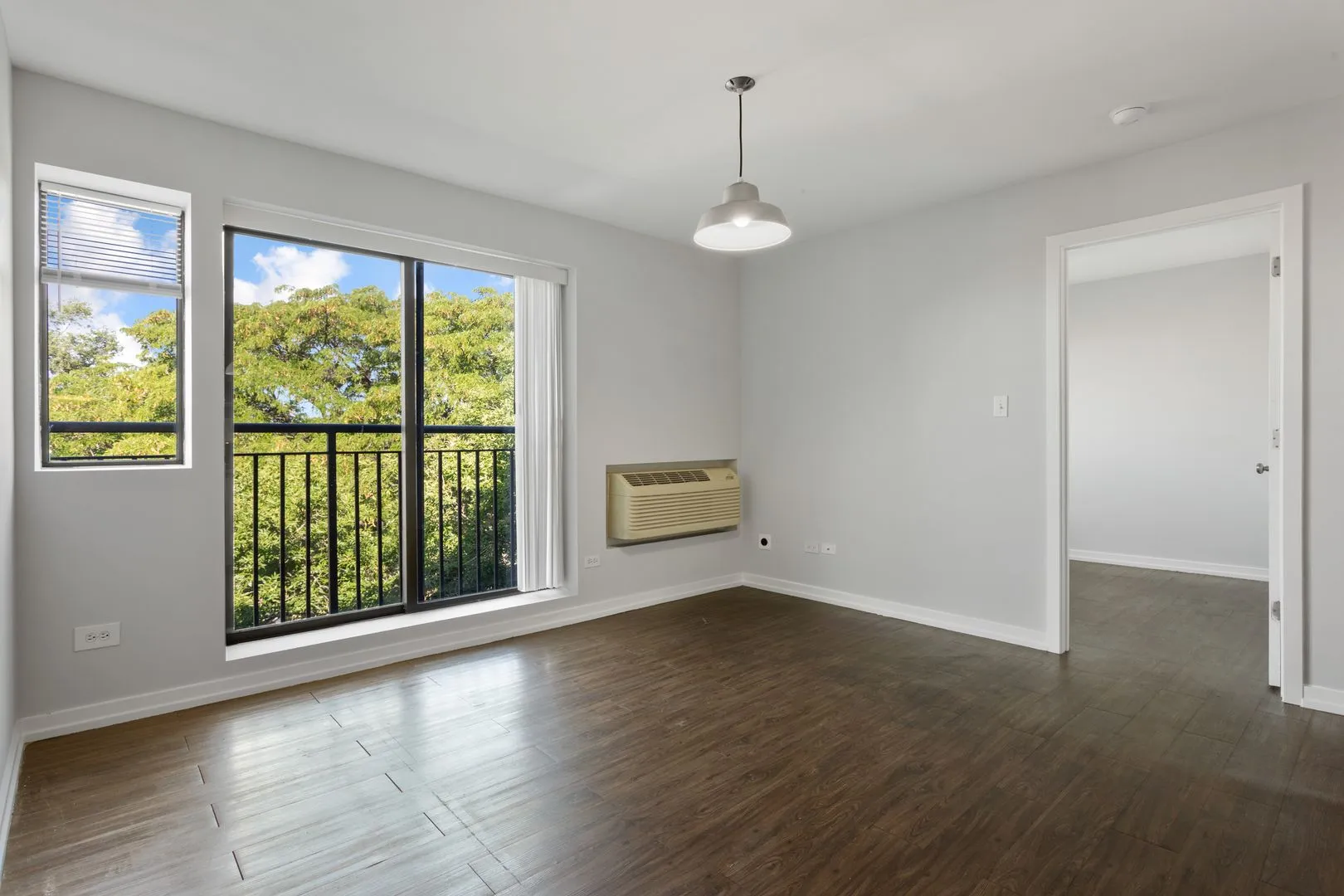 5411 N Winthrop Ave, , 60640, USA 60640-unit#202-Chicago-IL