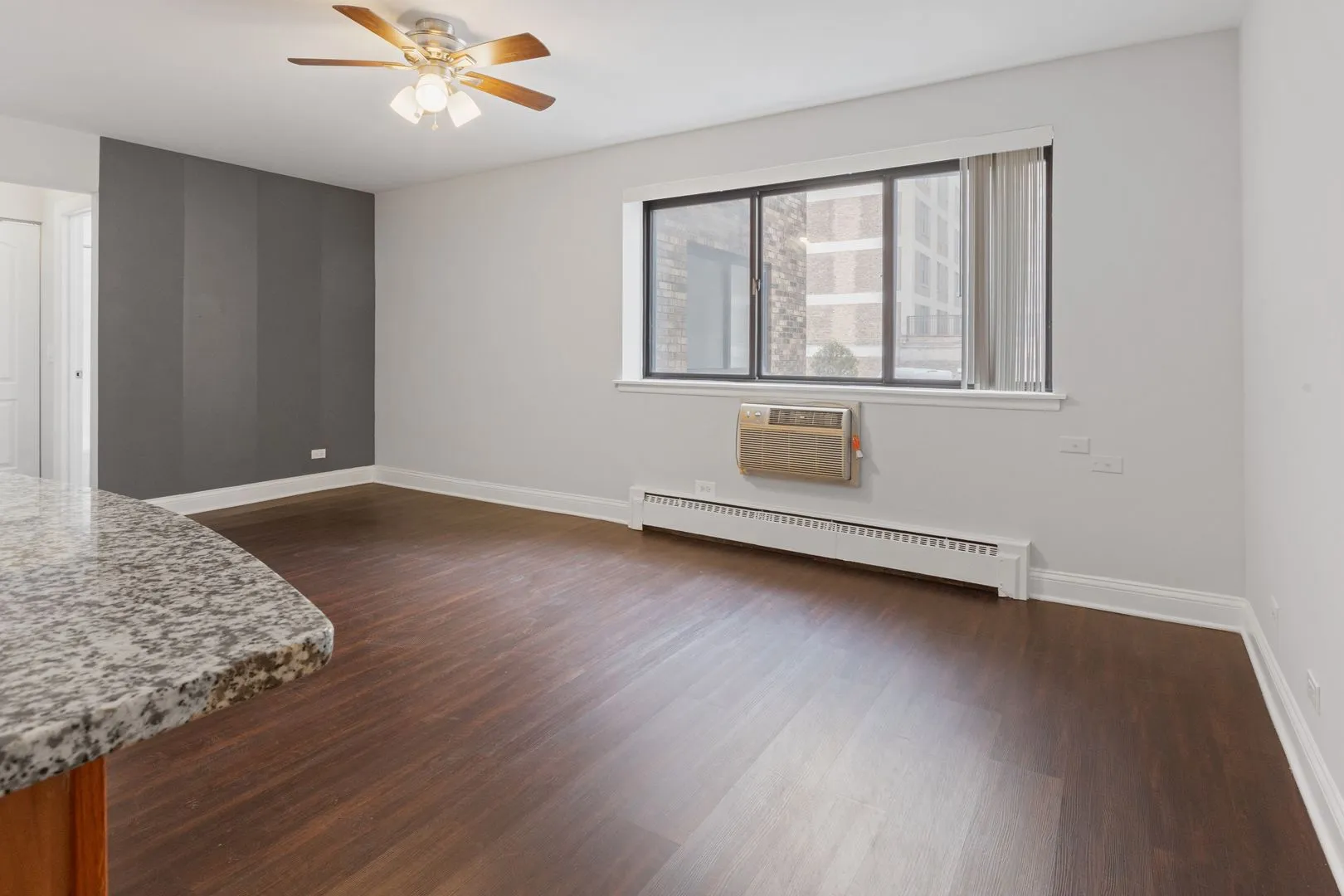 5534 N Kenmore Ave, , 60640, USA 60640-unit#205-Chicago-IL