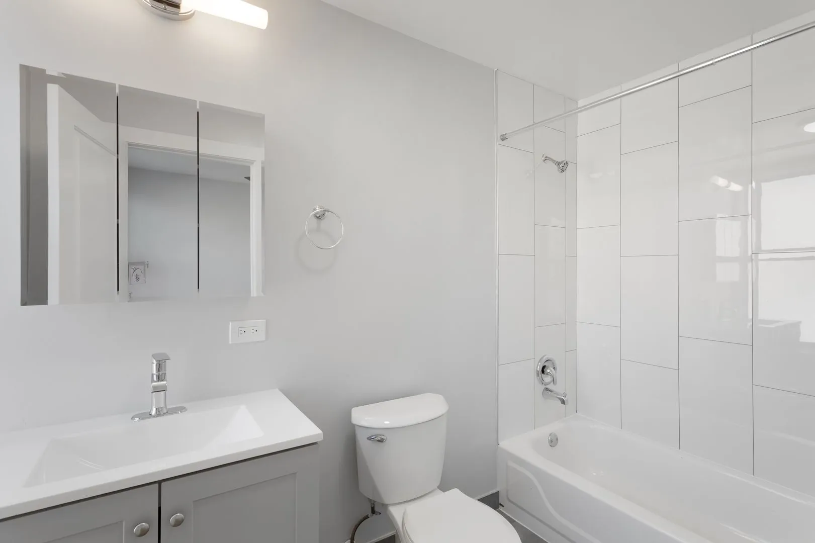 1625 W Howard St, ,  60626, USA 60626-unit#305-Chicago-IL