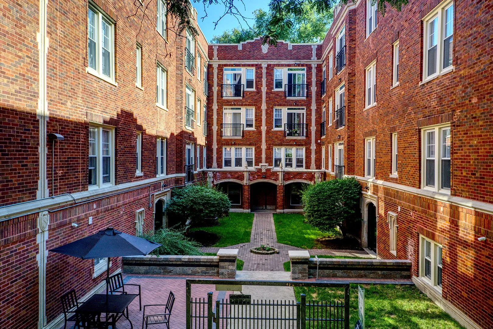 7328 N Damen Ave, ,  60645, USA 60645-unit#1-Chicago-IL