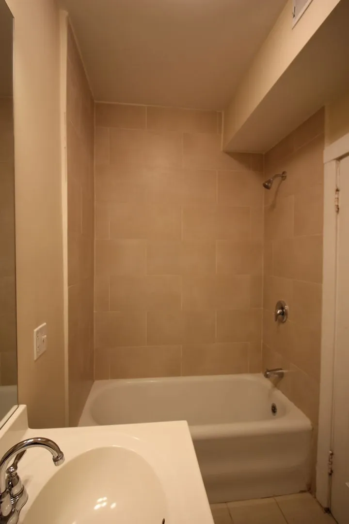 3767 N Pulaski Rd, , 60641, USA 60641-unit#2R-Chicago-IL