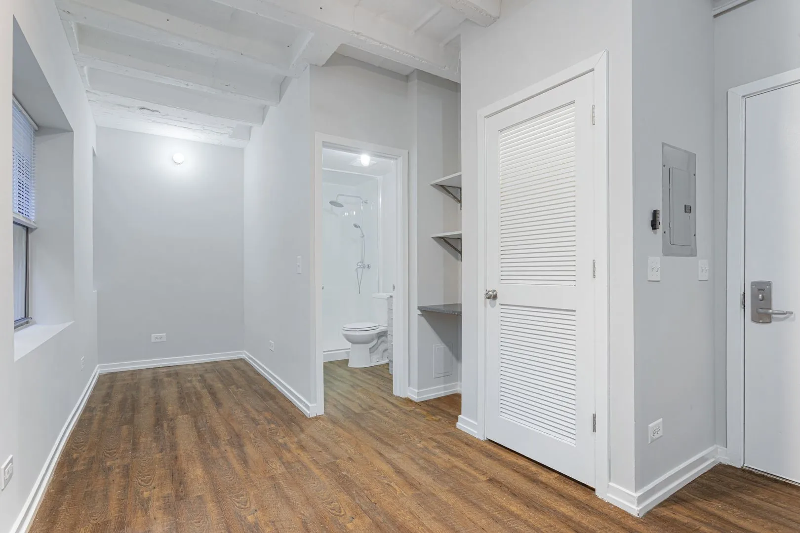 5718 N Winthrop Ave, ,  60660, USA 60660-unit#305-Chicago-IL