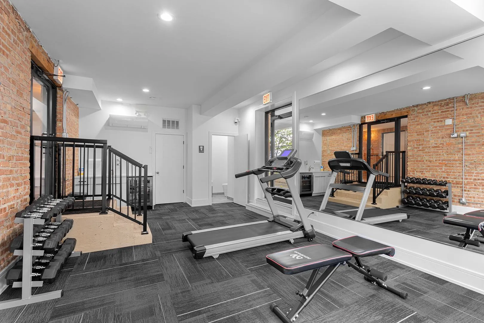 7729 N Eastlake Terrace, , 60626, USA 60626-unit#2E-Chicago-IL