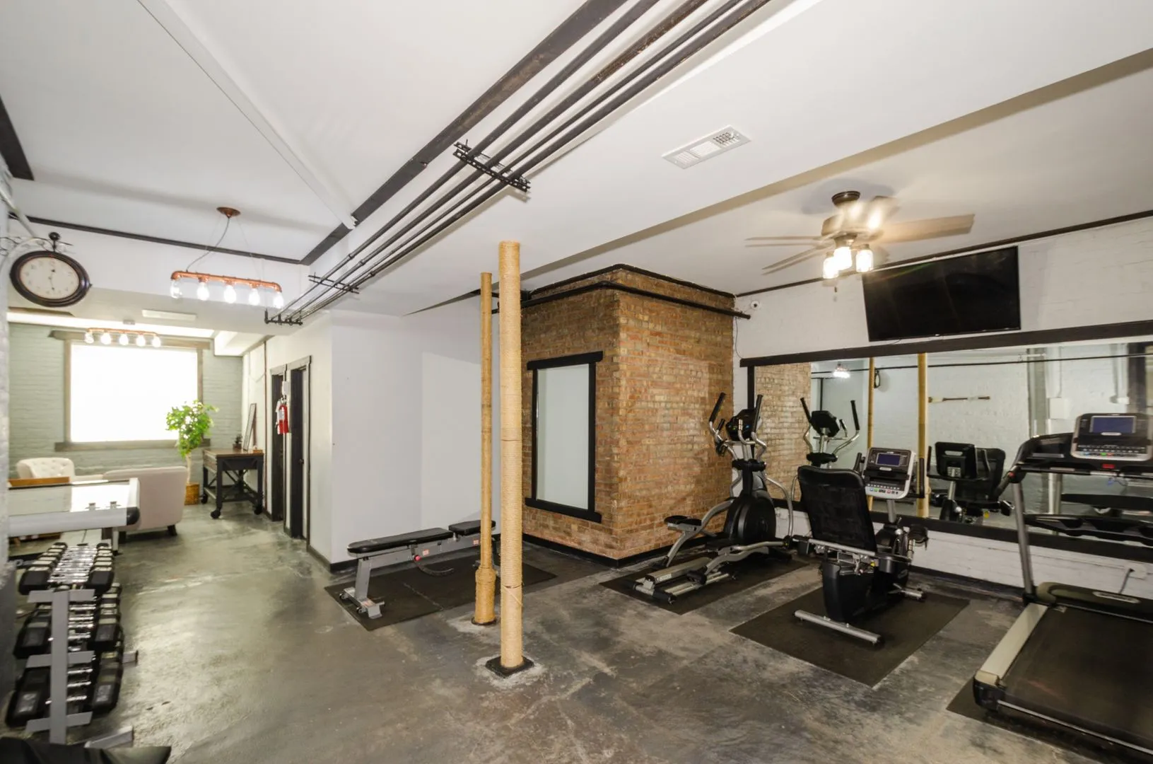 1104 W Glenlake Ave, , 60660, USA 60660-unit#1ST FLOOR-Chicago-IL