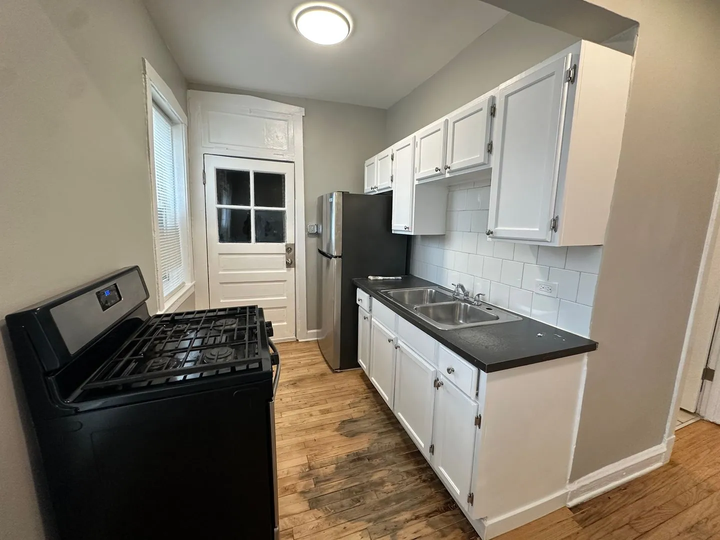 4902 N St Louis Ave, ,  60625, USA 60625-unit#2E-Chicago-IL