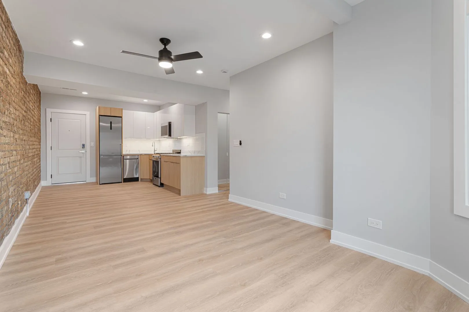 1556 W Juneway Terrace, , 60626, USA 60626-unit#3O-Chicago-IL