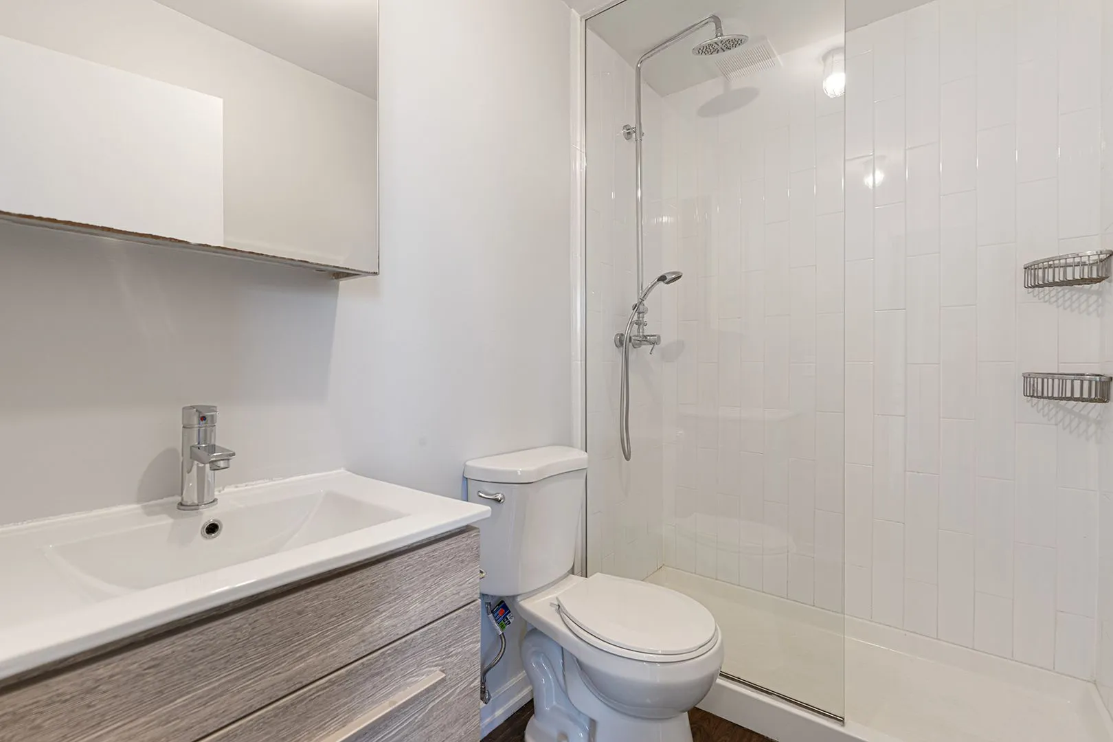 5718 N Winthrop Ave, ,  60660, USA 60660-unit#707-Chicago-IL