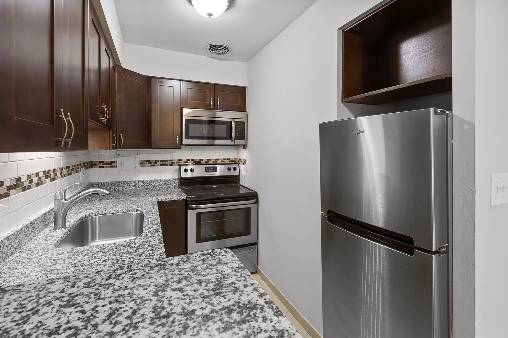 6001 N Kenmore Ave, , 60660, USA 60660-unit#413-Chicago-IL