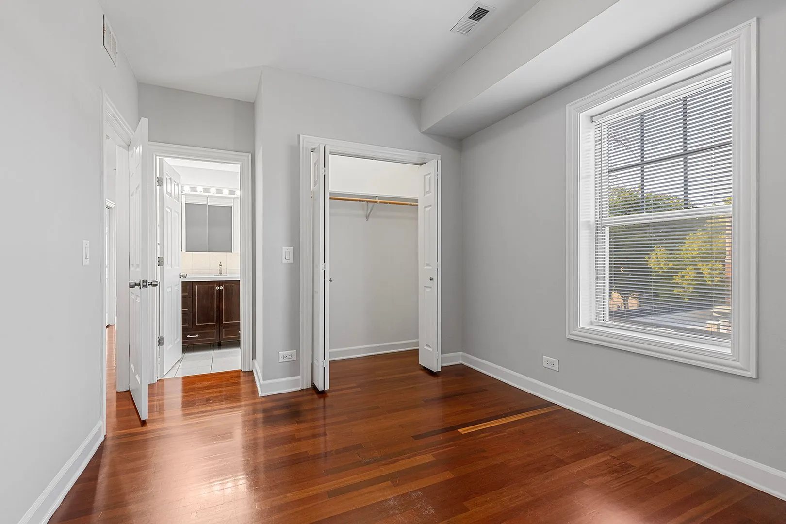 7367 N Ashland Ave, ,  60626, USA 60626-unit#3-Chicago-IL