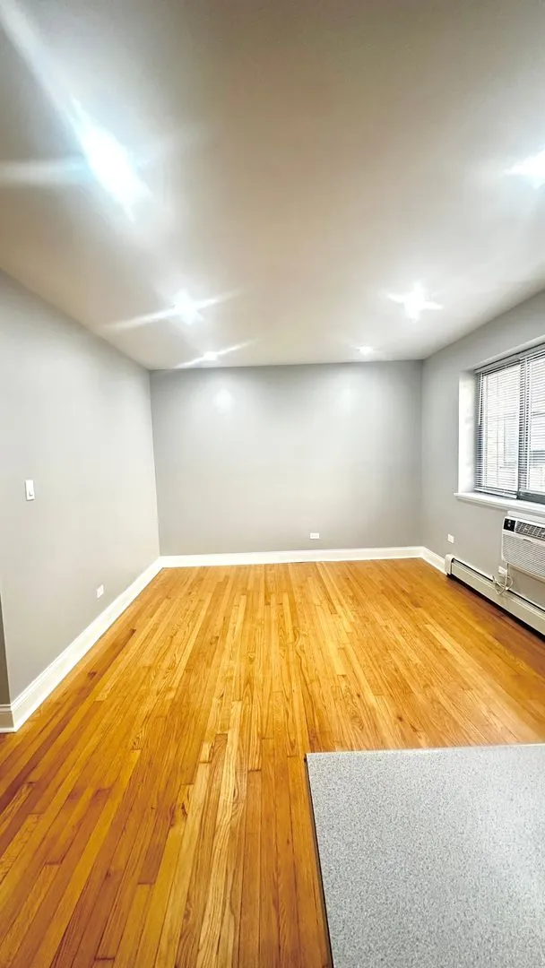 6954 N Sheridan Rd, ,  60626, USA 60626-unit#312-Chicago-IL