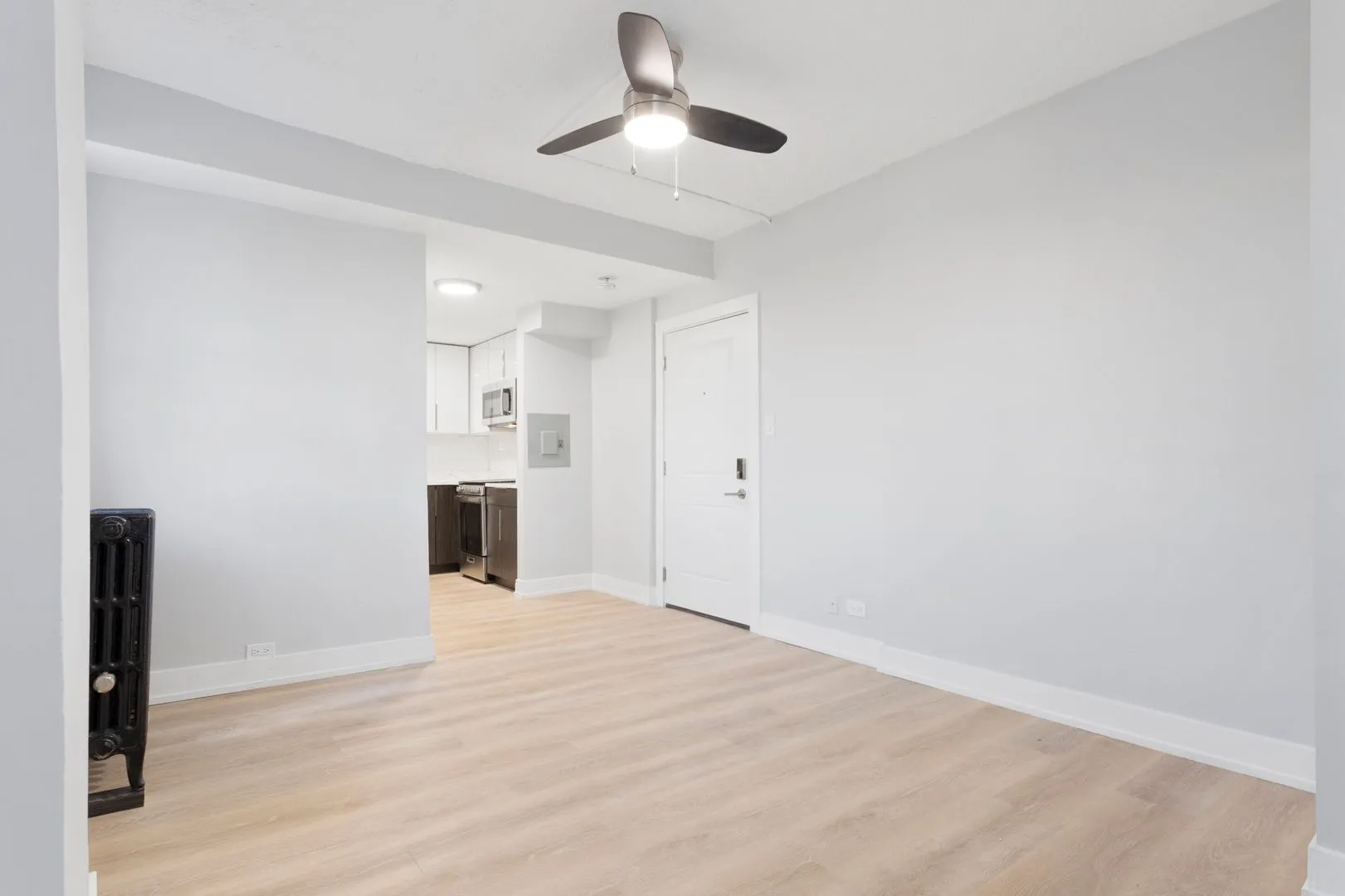 6026 N Winthrop Ave, ,  60660, USA 60660-unit#3C-Chicago-IL