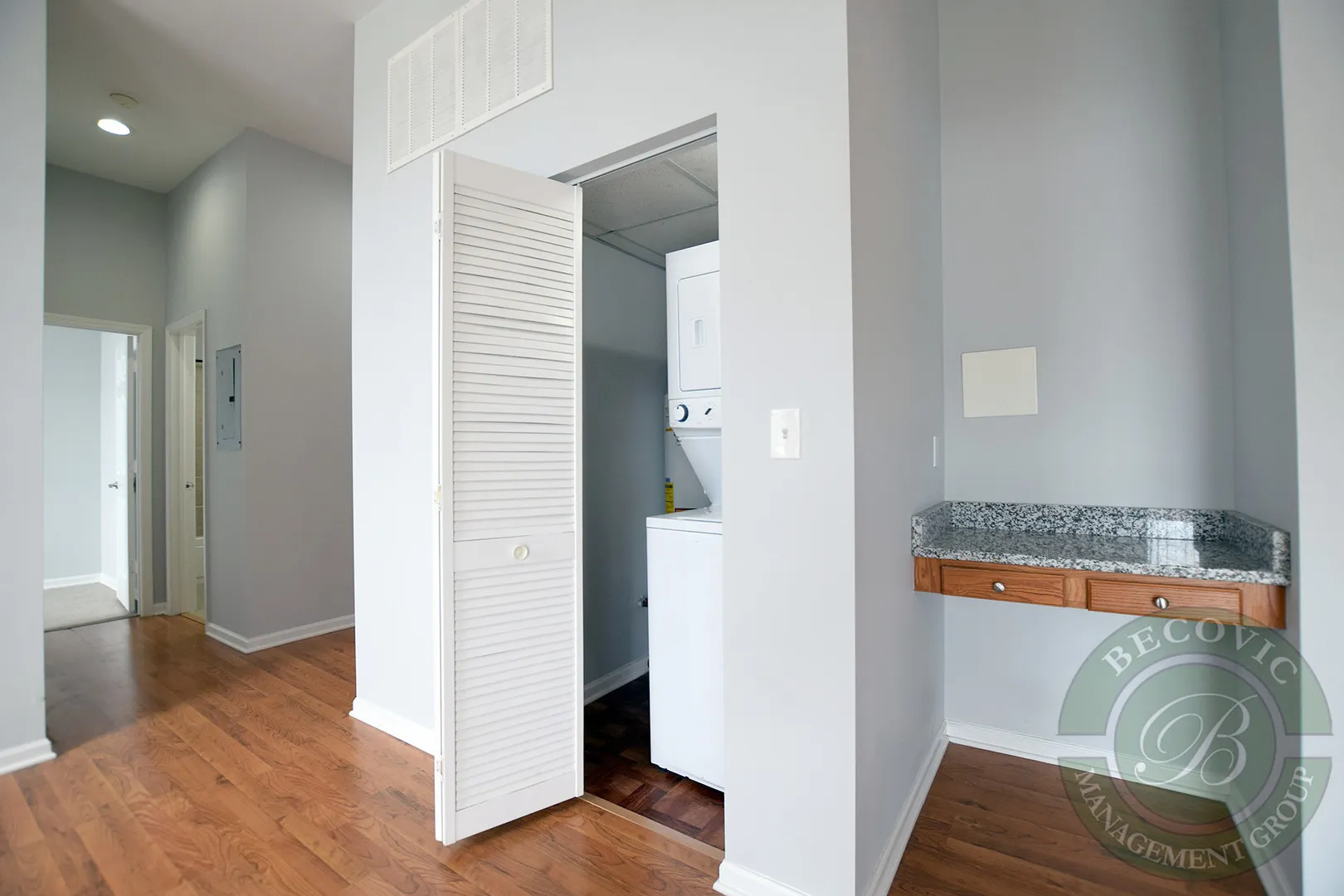 2451 W Howard St, , 60645, USA 60645-unit#207-Chicago-IL