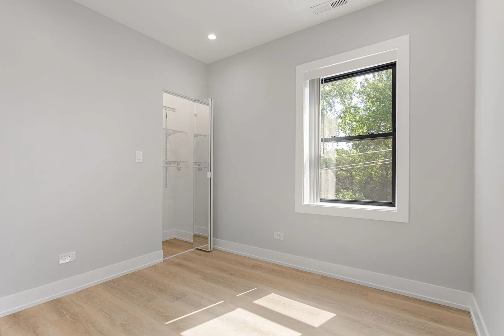 1550 W Juneway Terrace, , 60626, USA 60626-unit#1D-Chicago-IL