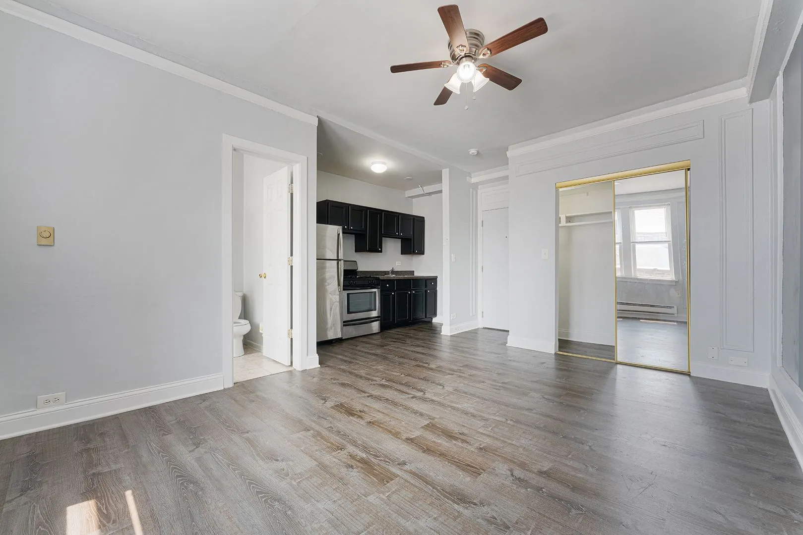 5860 N Kenmore Ave, ,  60660, USA 60660-unit#504-Chicago-IL